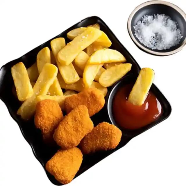 Chicken Nuggets with Chips