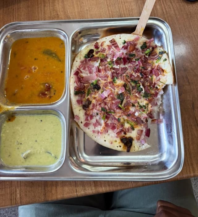 Onion Chilly Uttappam