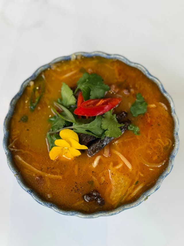 Non-veg Thukpa