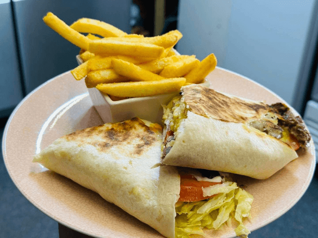 Lamb Souvlaki & Chips