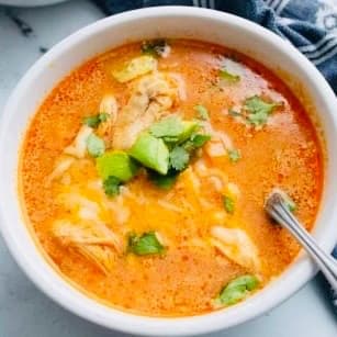 Tom Yam Chicken Soup (冬阴功鸡汤)