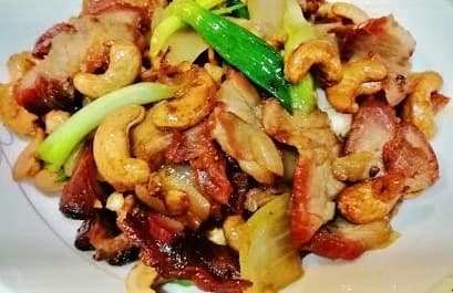 BBQ Pork with Cashew Nuts