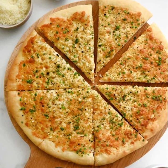 Cheesy Garlic Pizza