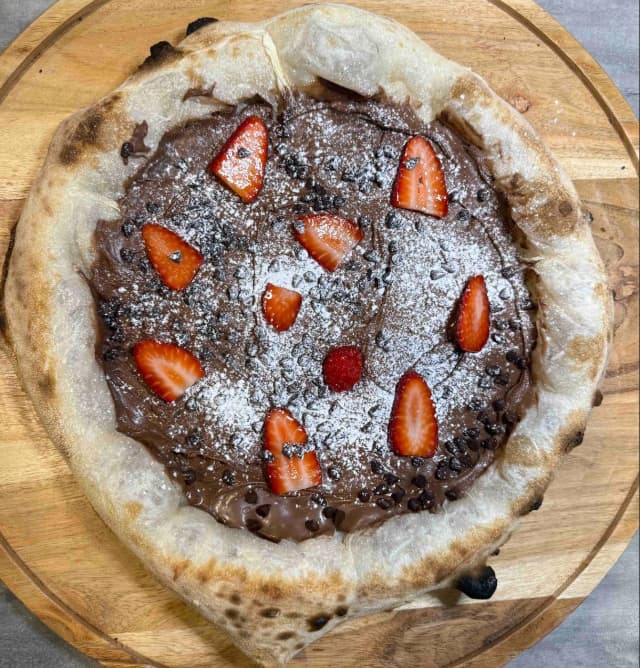 Nutella Pizza