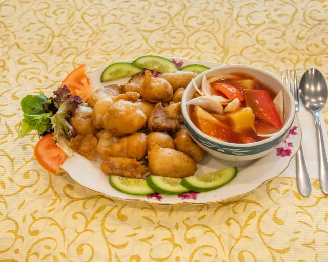 Sweet & Sour Pork (糖醋里脊)