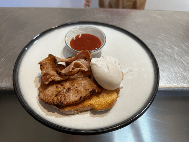 Kid's Bacon & Egg