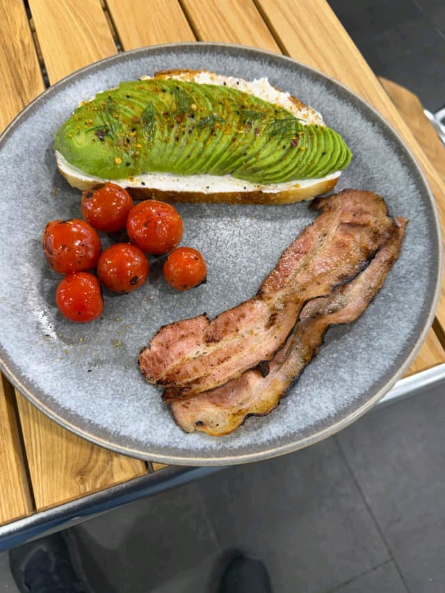 Avo Dish