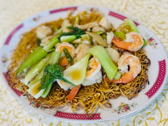 Combo Chow Mee