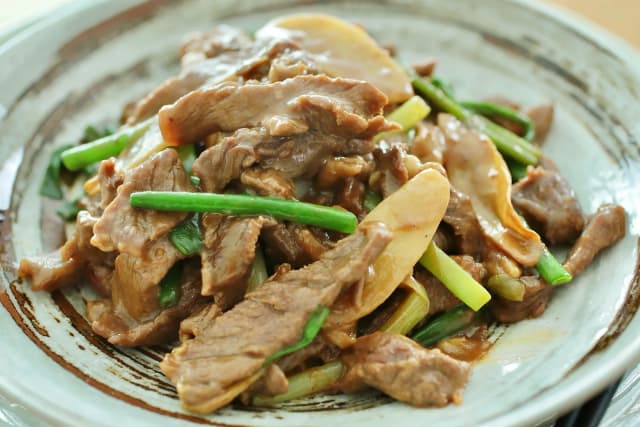 Beef with Ginger and Spring Onion