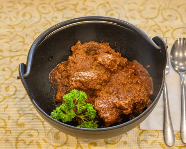Beef Rendang (牛肉仁当)